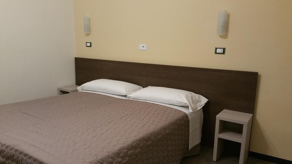 Hotel Tommaseo Genua Buitenkant foto