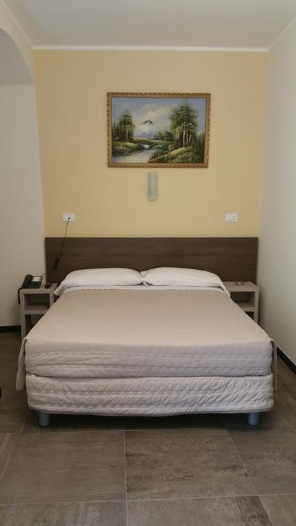Hotel Tommaseo Genua Buitenkant foto